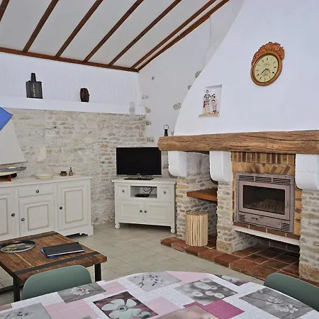 Maison Renovee Avec Mezzanine A Saint-Georges-D'Oleron, Proche Plage - Fr-1-246A-114 *